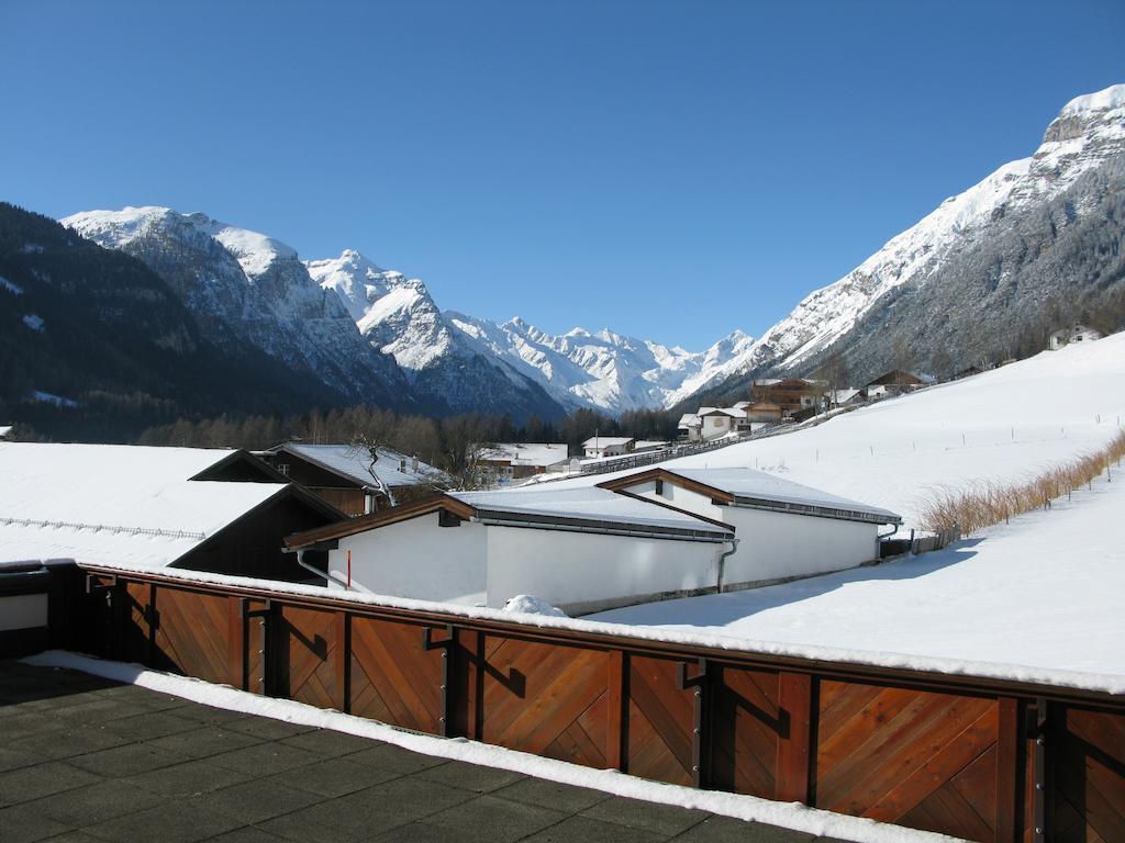 Hotel Haus Christina Trins Exterior foto